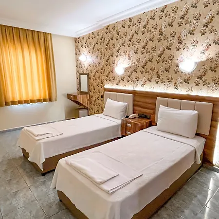 Ozlem 2 Hotel İçmeler