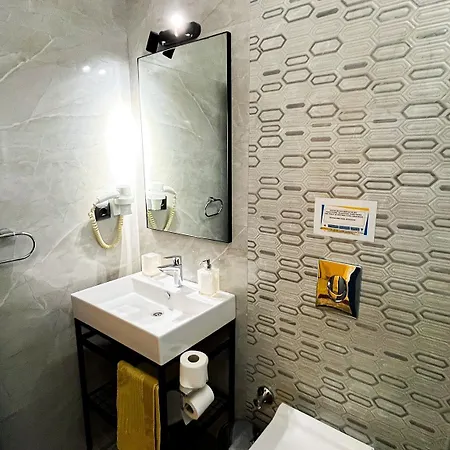 Ozlem 2 Hotel *